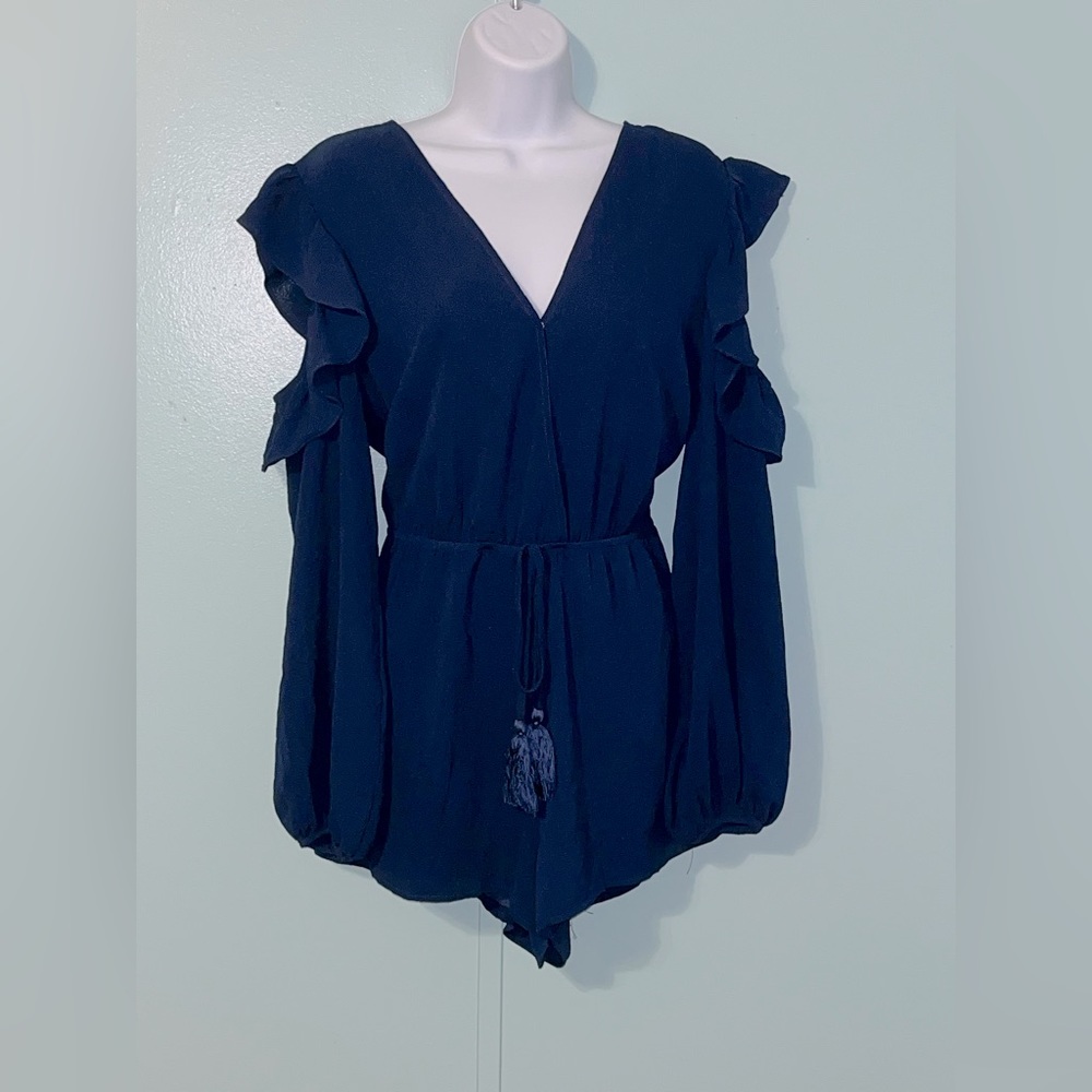 She & Sky Romper Blue Ruffles Cold Shoulder Long‎ Sleeve Size Medium